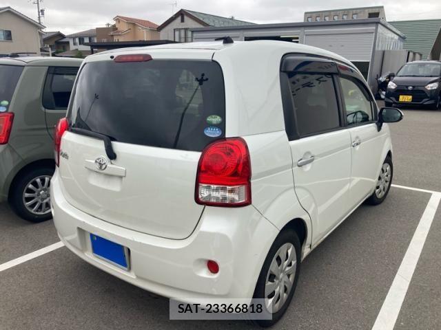 Toyota PORTE 2016-08 8368117-2