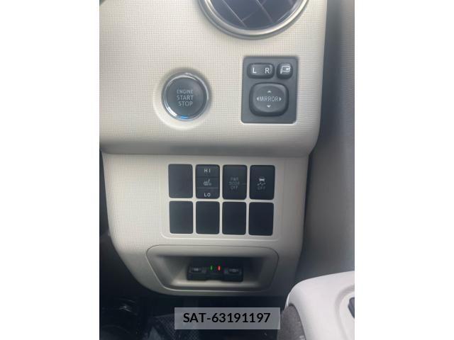 Toyota PORTE 2013-09 8368112-15