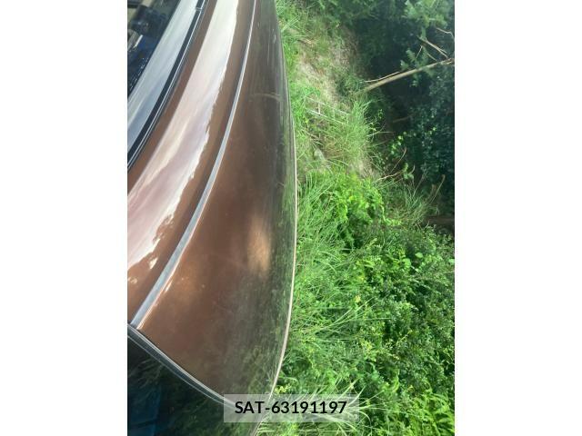 Toyota PORTE 2013-09 8368112-5