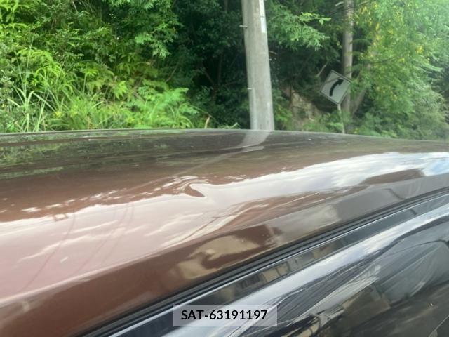 Toyota PORTE 2013-09 8368112-7