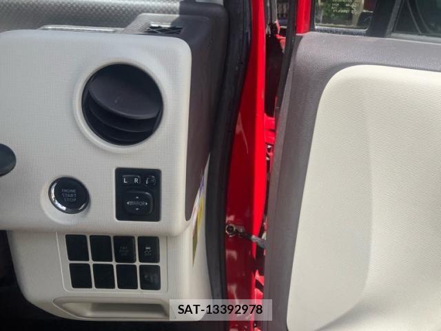 Toyota PORTE 2014-04 8368116-11