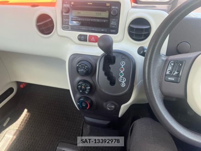 Toyota PORTE 2014-04 8368116-13