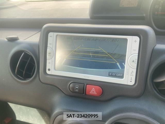 Toyota PORTE 2013-08 8372054-24