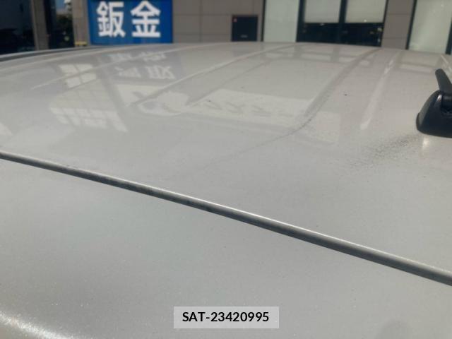 Toyota PORTE 2013-08 8372054-7