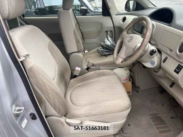 Toyota PORTE 2012-03 8414386-9