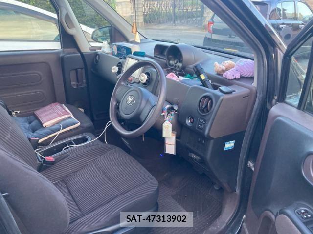 Toyota PORTE 2013-01 8414395-14