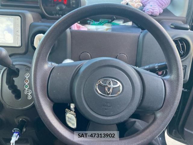 Toyota PORTE 2013-01 8414395-17