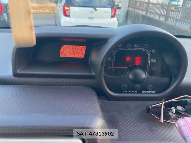 Toyota PORTE 2013-01 8414395-18