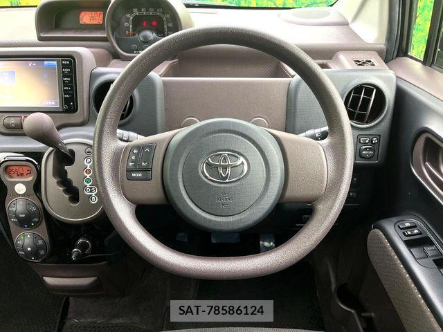 Toyota PORTE 2014-11 8458198-10