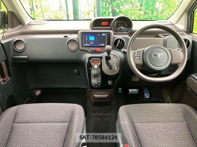 Toyota PORTE 2014-11 8458198-1