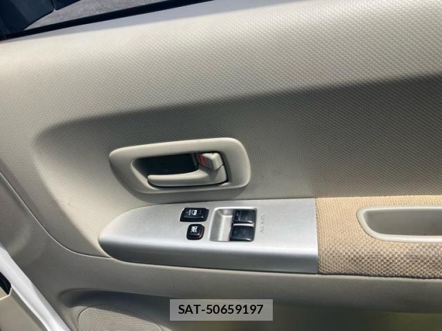 Toyota PORTE 2009-06 8526585-10