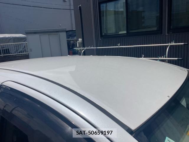 Toyota PORTE 2009-06 8526585-3