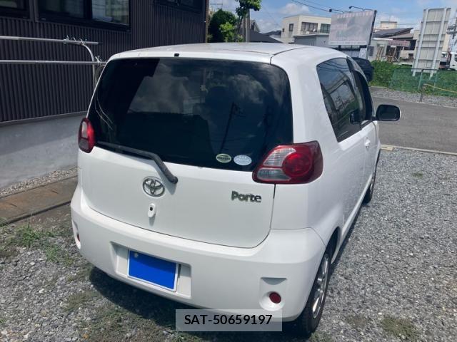 Toyota PORTE 2009-06 8526585-4
