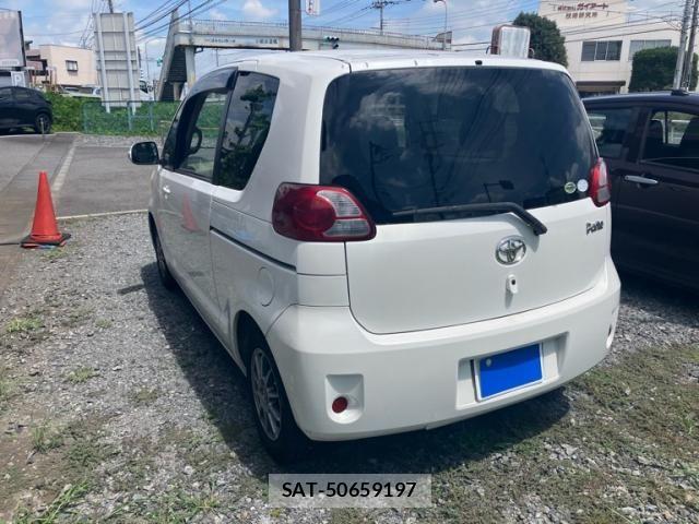 Toyota PORTE 2009-06 8526585-5