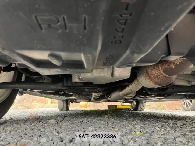 Toyota PORTE 2015-03 8526587-5