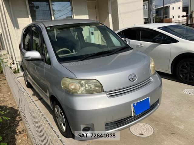 Toyota PORTE 2010-01 8563185-1