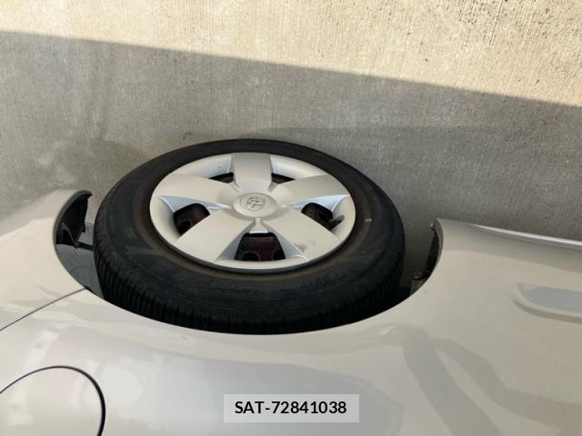 Toyota PORTE 2010-01 8563185-6
