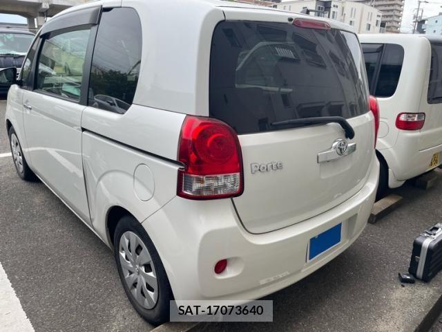 Toyota PORTE 2015-01 8628377-3