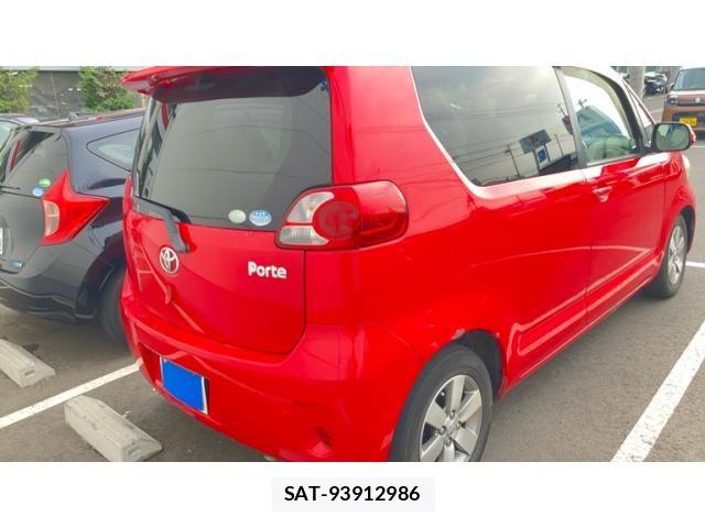Toyota PORTE 2007-09 8628378-3