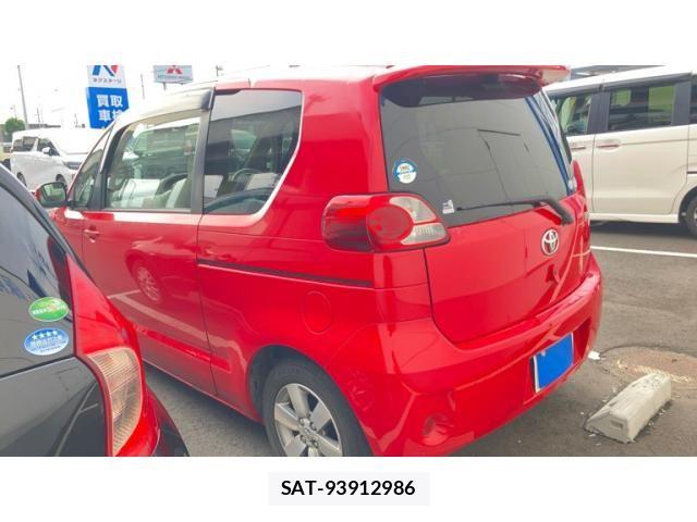 Toyota PORTE 2007-09 8628378-5