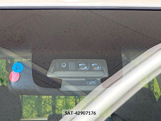 Toyota PORTE 2017-09 8628375-4