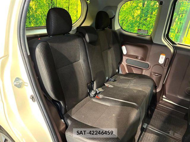Toyota PORTE 2016-02 8660977-10