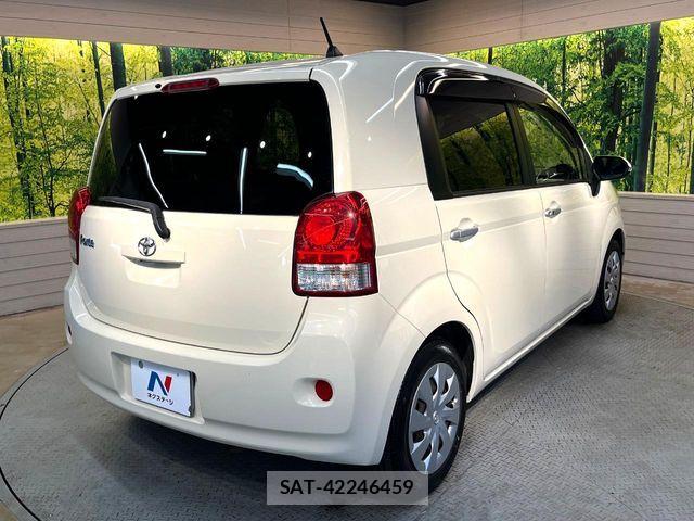 Toyota PORTE 2016-02 8660977-16