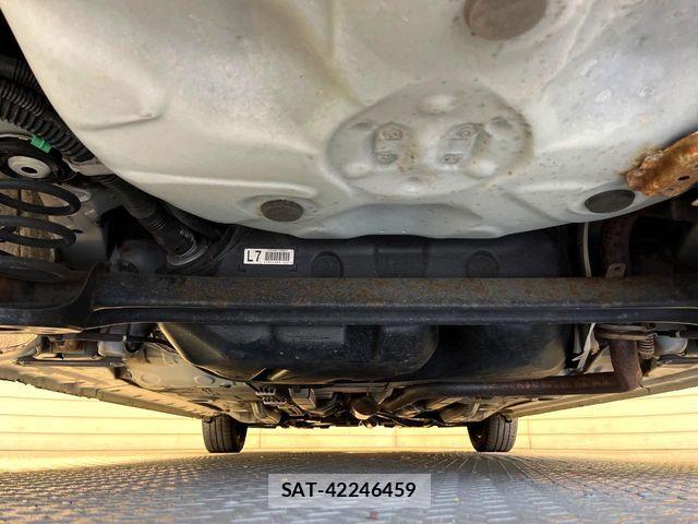 Toyota PORTE 2016-02 8660977-18