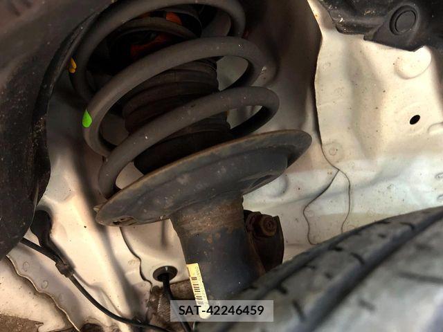Toyota PORTE 2016-02 8660977-19