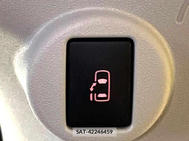 Toyota PORTE 2016-02 8660977-4