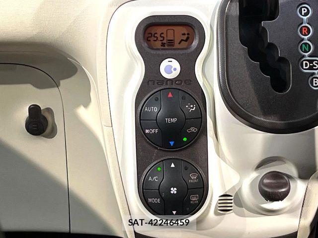 Toyota PORTE 2016-02 8660977-7