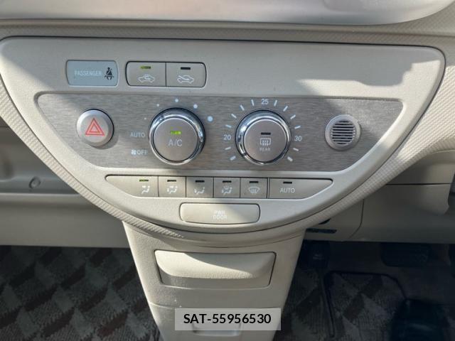 Toyota PORTE 2010-06 8666737-16