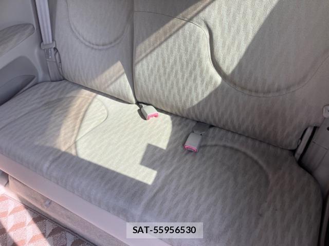 Toyota PORTE 2010-06 8666737-8