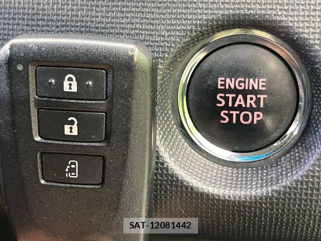 Toyota PORTE 2015-11 8660975-3