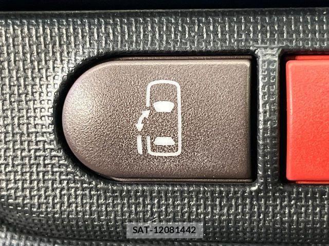 Toyota PORTE 2015-11 8660975-5
