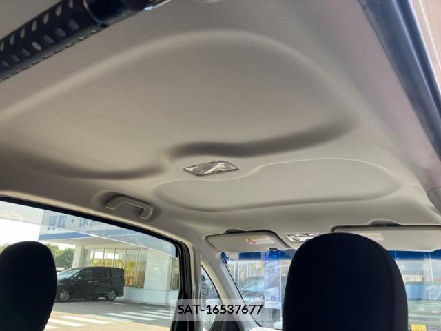 Toyota PORTE 2012-11 8666738-11