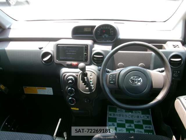 Toyota PORTE 2013-10 8666736-10