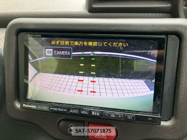 Toyota PORTE 2013-05 8660973-9