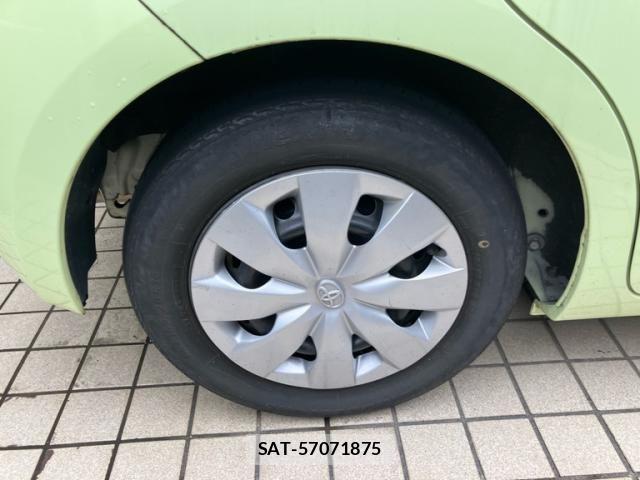 Toyota PORTE 2013-05 8660973-18