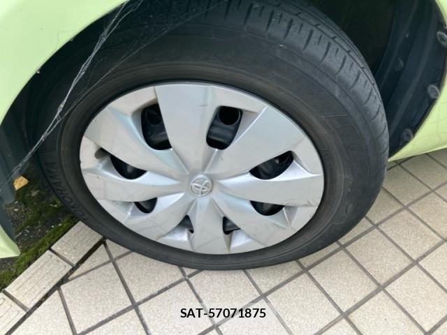 Toyota PORTE 2013-05 8660973-19
