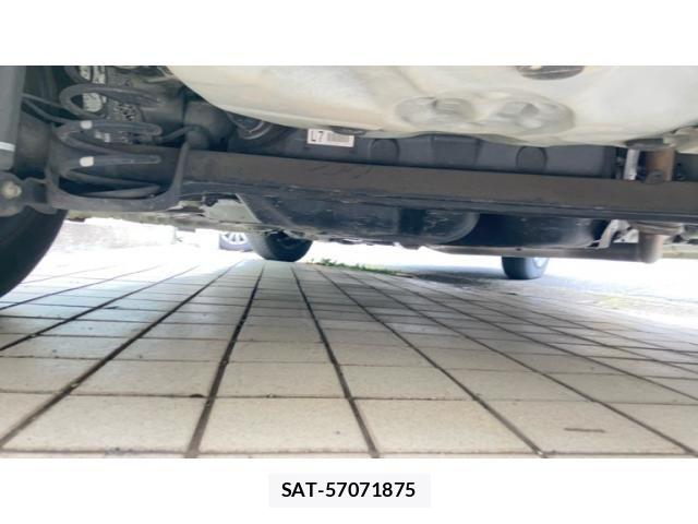 Toyota PORTE 2013-05 8660973-21