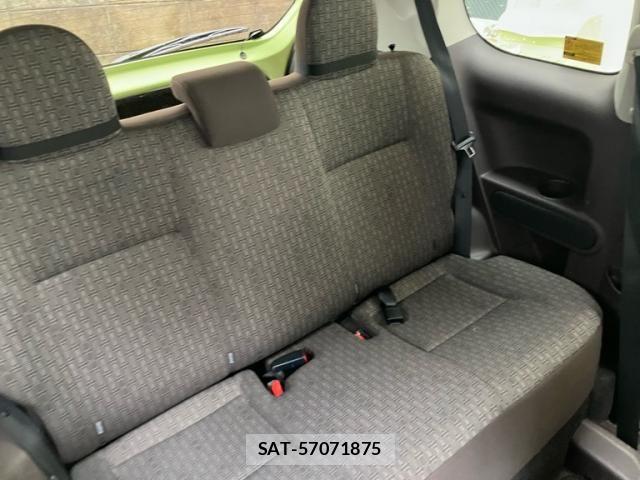 Toyota PORTE 2013-05 8660973-6