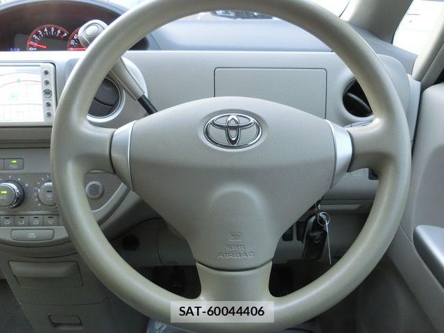 Toyota PORTE 2010-10 8660979-12