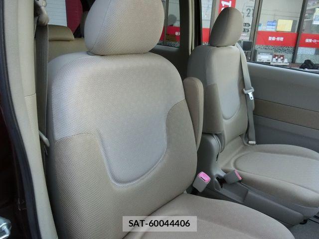Toyota PORTE 2010-10 8660979-15