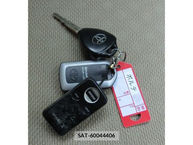 Toyota PORTE 2010-10 8660979-18