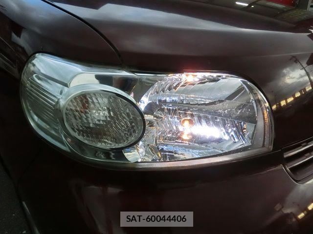 Toyota PORTE 2010-10 8660979-25