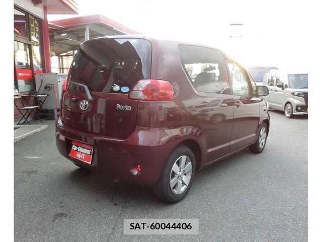 Toyota PORTE 2010-10 8660979-6
