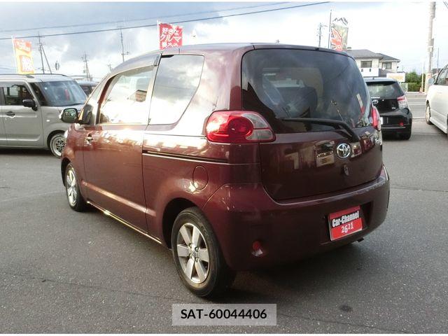 Toyota PORTE 2010-10 8660979-7