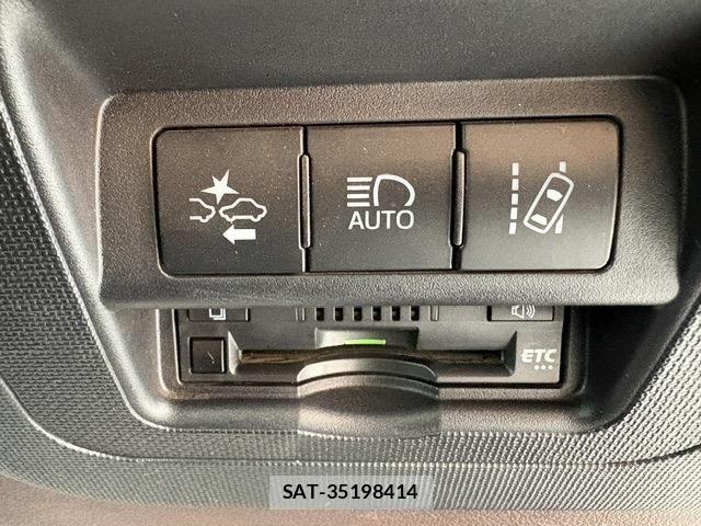 Toyota PORTE 2019-05 8666735-26