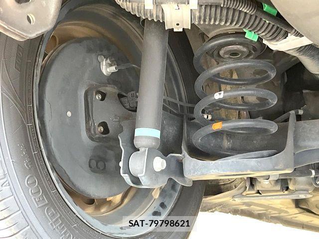 Toyota PORTE 2018-03 8660974-19